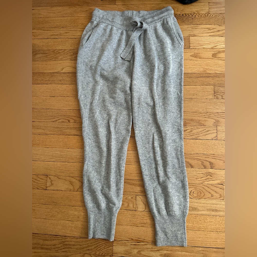 Nadaam Grey Cashmere Joggers